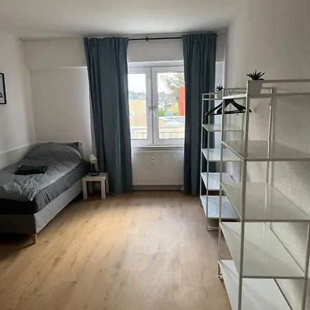 Zentrale Monteurwohnung Hindenburgstrasse Mg Direkt An Der Einkaufsgalerie Appartement Mönchengladbach