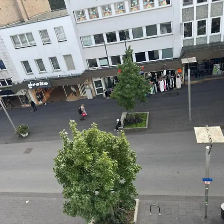 Zentrale Monteurwohnung Hindenburgstrasse Mg Direkt An Der Einkaufsgalerie Apartment *